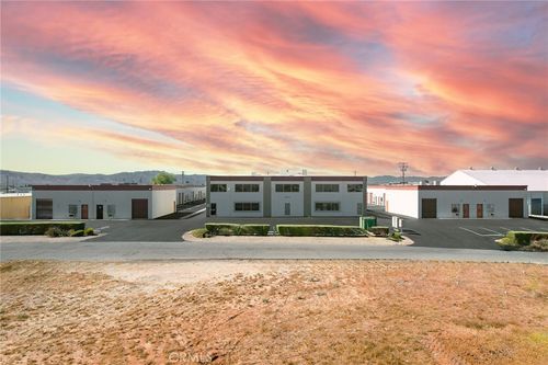 47-17525 Alder St, Hesperia, CA, 92345-5010 | Card Image