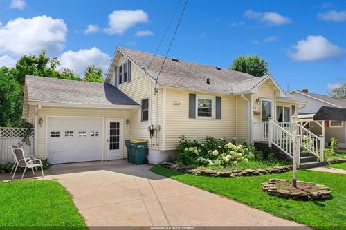 1817 Daggett Street, Marinette, WI, 54143 | Card Image