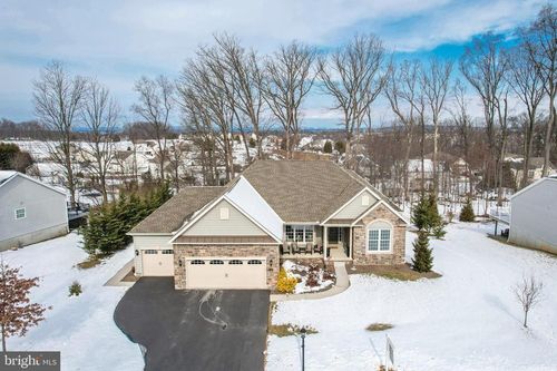 59 Kaitlyn Dr, HANOVER, PA, 17331-7872 | Card Image