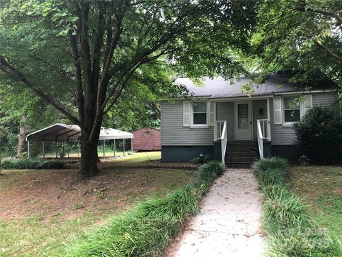 317 N Lee St, Mount Holly, NC, 28120-2232 | Card Image