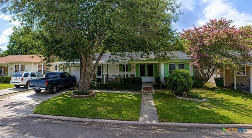 2701 Nightingale St, Victoria, TX, 77901-7334 | Card Image