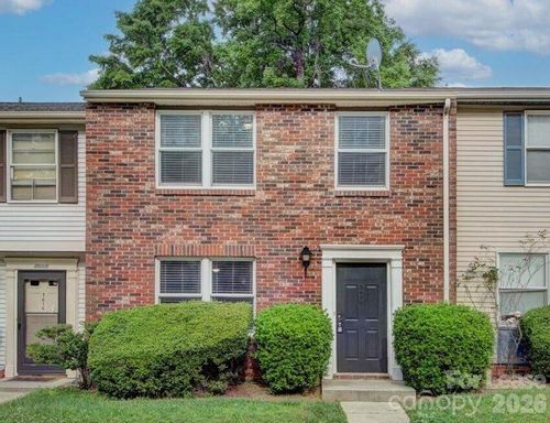 7618 Holly Grove Ct, Charlotte, NC, 28227-2575 | Card Image
