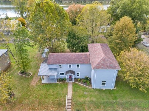 18 Walnut St, Ravenswood, WV, 26164-1845 | Card Image