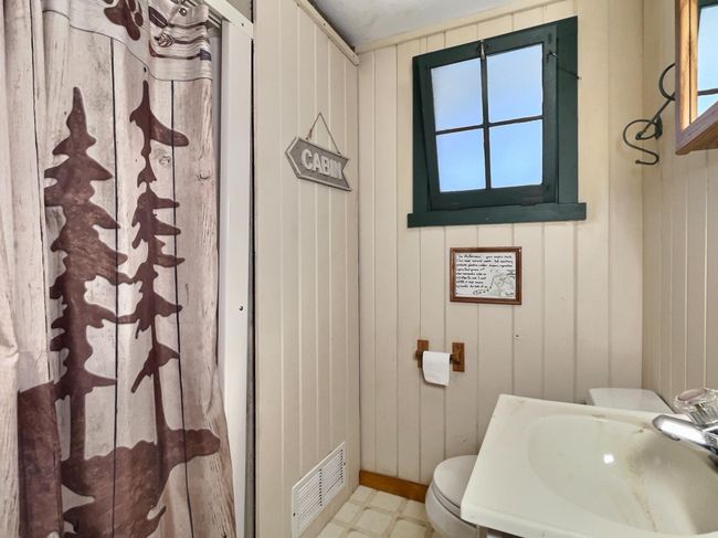 8475 Hillcrest Ln, House other with 4 bedrooms, 2 bathrooms and 4 parking in Saint Germain WI | Image 26