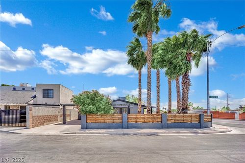 1605 Euclid Ave, Las Vegas, NV, 89104-4037 | Card Image