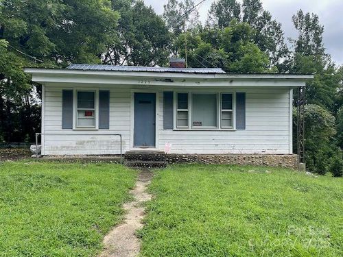 1229 Caldwell Pl Nw, Lenoir, NC, 28645-4024 | Card Image