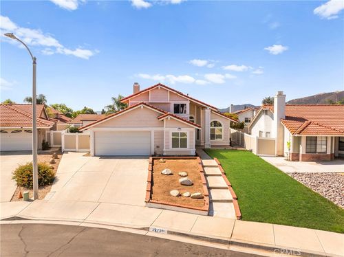 22731 Queensbury Ct, Wildomar, CA, 92595 | Card Image