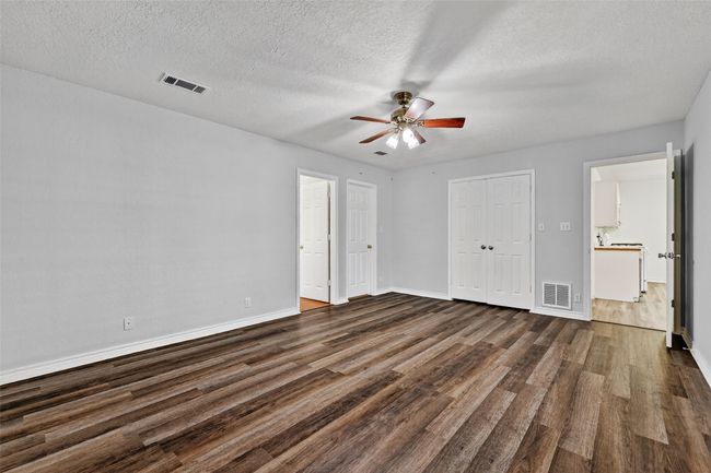 2107 Meadows Cir, House other with 3 bedrooms, 2 bathrooms and null parking in Sherman TX | Image 17