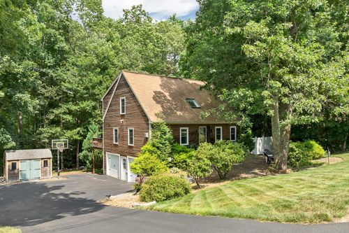 13 Durell Dr, Newmarket, NH, 03857-1828 | Card Image