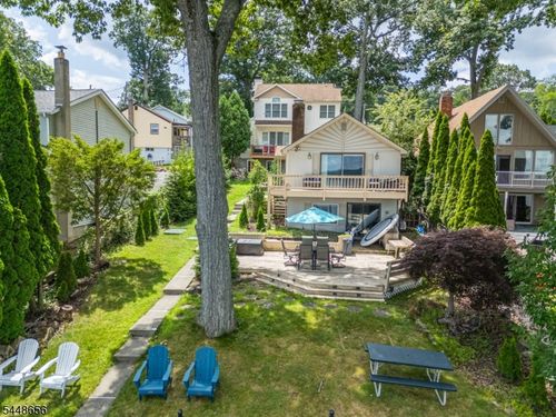 121 Maxim Dr, Hopatcong, NJ, 07843-1900 | Card Image