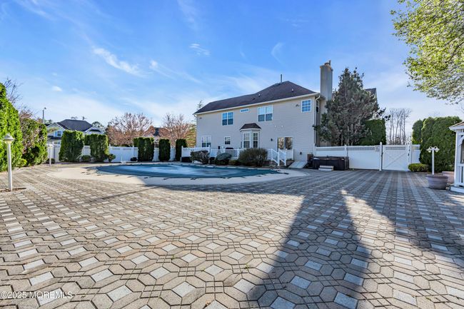 31 Woodview Dr, House other with 5 bedrooms, 4 bathrooms and null parking in Howell NJ | Image 38