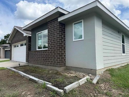 345 Silver Bridge Ct, Bridge City, TX, 77611-1309 | Card Image