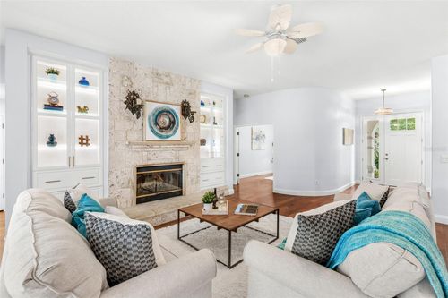 169 Winding Oaks Ln, Oviedo, FL, 32765-6763 | Card Image