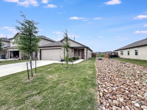 121 Calgary Ln, San Marcos, TX, 78666-2208 | Card Image