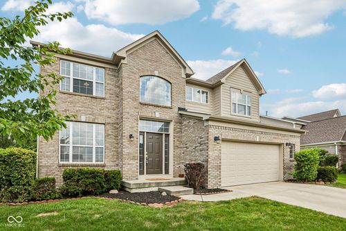 3992 Rowlett Pl, Carmel, IN, 46074-8351 | Card Image