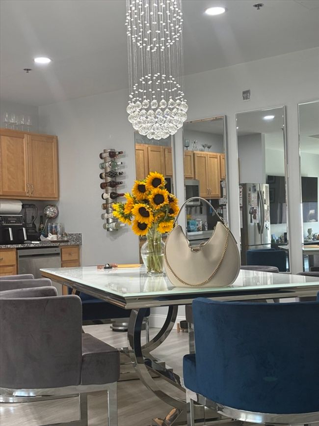 APT-201 - 531 Main St, Condo with 2 bedrooms, 1 bathrooms and 1 parking in Worcester MA | Image 5