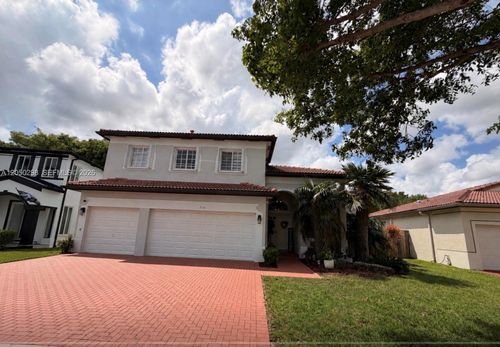 2116 Ne 38th Rd, Homestead, FL, 33033-5104 | Card Image