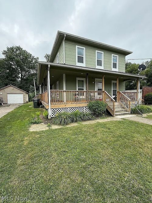 325-323 Columbus St, Elyria, OH, 44035-5134 | Card Image