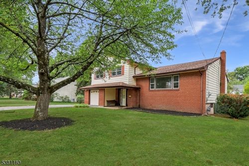 125 Marmora Rd, Parsippany, NJ, 07054-2647 | Card Image