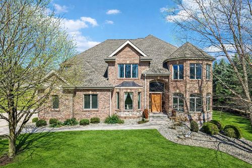 9706 Sandhill Rd, Middleton, WI, 53562-5081 | Card Image