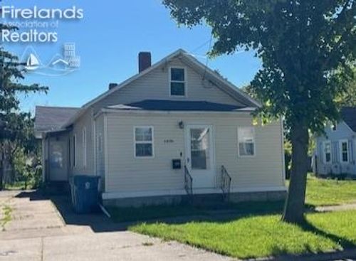 1406 Lindsley St, Sandusky, OH, 44870-3418 | Card Image