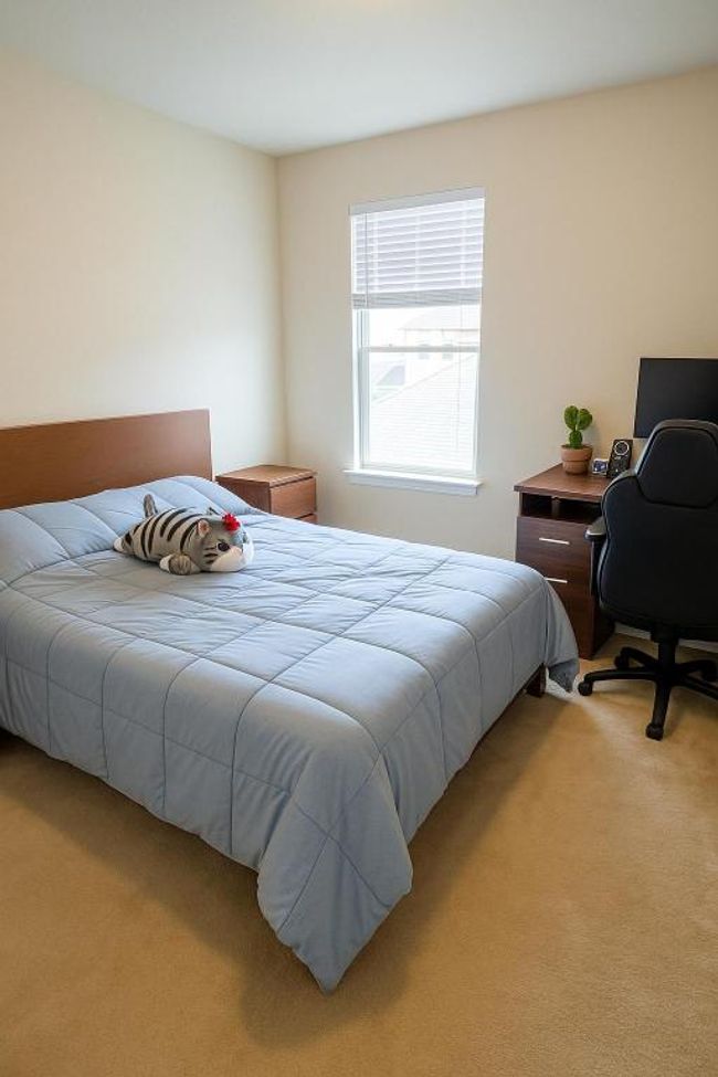 1st guest Bedroom on the 2nd floor | Image 12