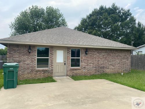 812 S Merrill St, New Boston, TX, 75570-3316 | Card Image