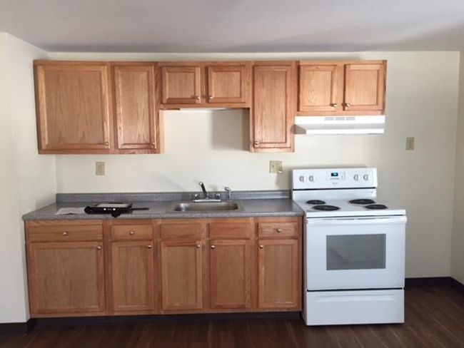 UNIT-1 - 8 Railroad Ave, Condo with 1 bedrooms, 1 bathrooms and null parking in Derry NH | Image 10