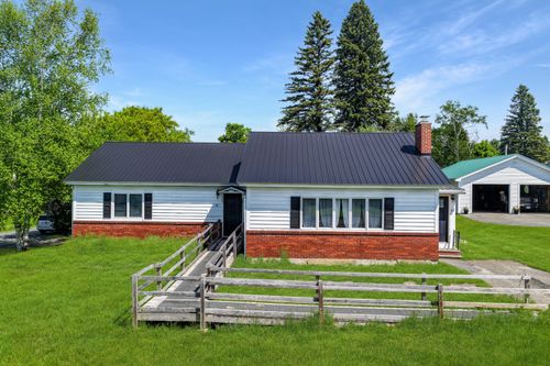 51 Cedar Street, Presque Isle, ME, 04769 | Card Image