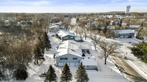 5998 Fernwood St, Shoreview, MN, 55126-8464 | Card Image