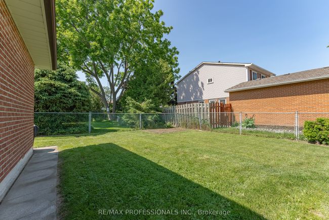 124 Panter Cres, House other with 3 bedrooms, 1 bathrooms and 1 parking in Ajax ON | Image 31