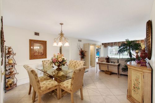 j-2-2902 Victoria Circle, Coconut Creek, FL, 33066 | Card Image