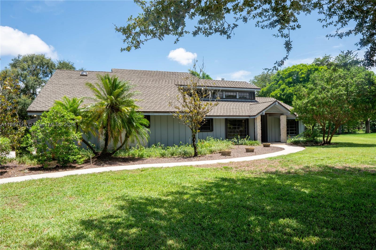 Arlington Ln, Parkland, FL 33067
