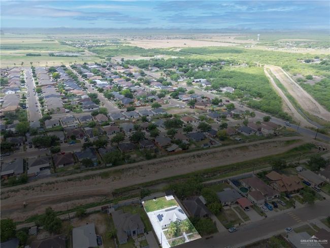 Bird's eye view with a residential view | Image 29