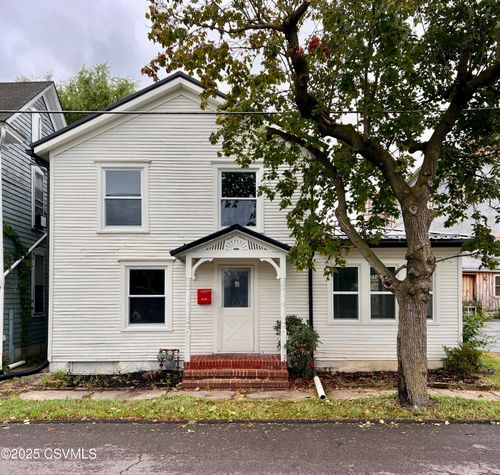 237 Cherry St, Milton, PA, 17847-1501 | Card Image