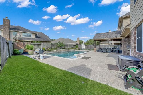 11027 Hilltop Park Ln, Cypress, TX, 77433-7561 | Card Image