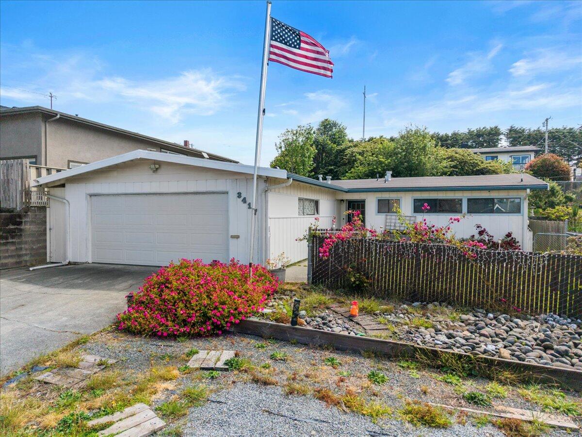 Residential in Eureka
