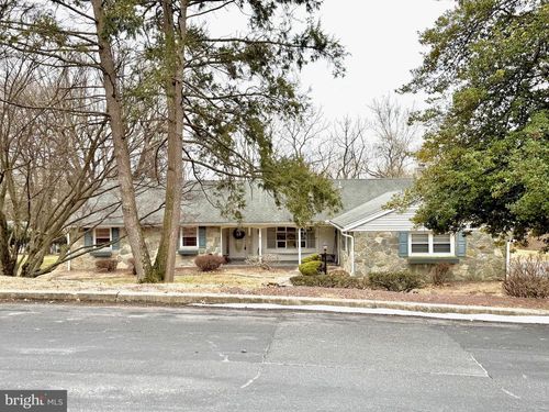 7 Jeffrey Rd, READING, PA, 19601-1013 | Card Image