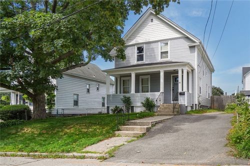 81 Ninth St, East Providence, RI, 02914-4835 | Card Image