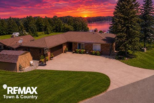4564 Hamilton Way, Gladwin, MI, 48624-8628 | Card Image