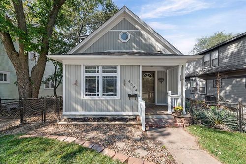 4624 Wyoming St, Kansas City, MO, 64112-1136 | Card Image