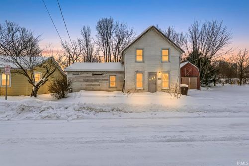 218 Zigler St, New Carlisle, IN, 46552-9688 | Card Image