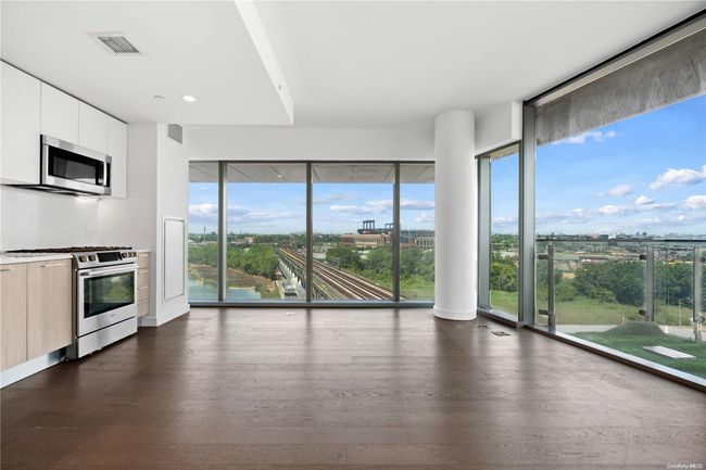 APT-10J - 131-05 40 Th Rd, Condo with 2 bedrooms, 2 bathrooms and null parking in Flushing NY | Image 15