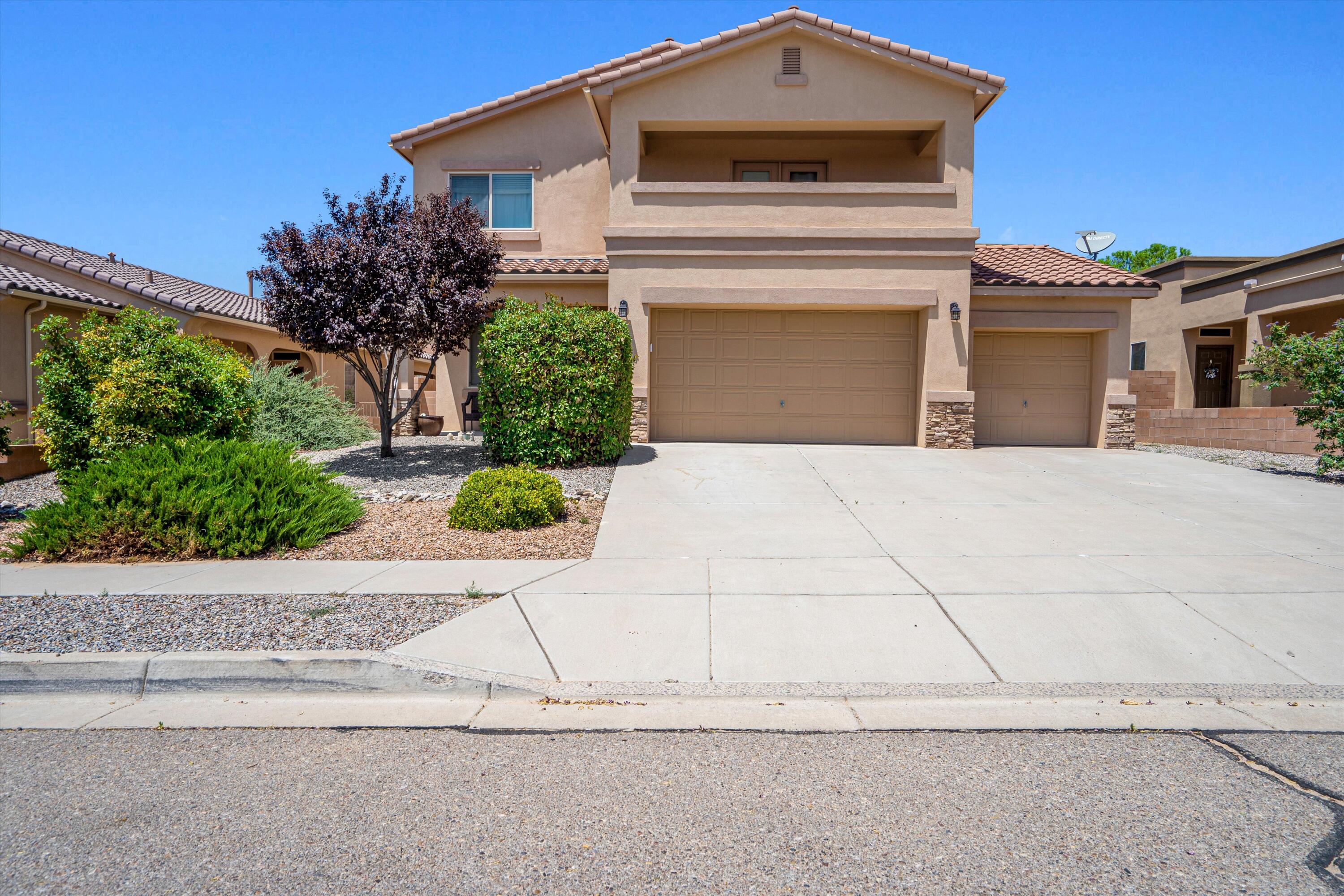Las Brisas Cir, Rio Rancho, NM 87124