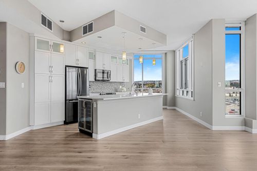 1205-32 Varsity Estates Cir Nw, Calgary, AB, T3A2Y1 | Card Image