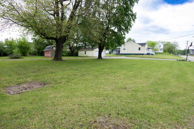 105 N 2 Nd St, House other with 2 bedrooms, 1 bathrooms and null parking in Francisco IN | Image 26