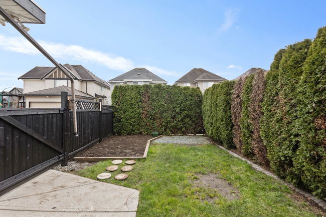 19390 73 Avenue, House other with 6 bedrooms, 4 bathrooms and 4 parking in Surrey BC | Image 26