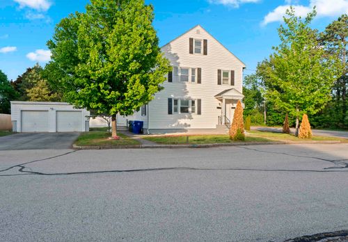 15 Leighton Street, Manchester, NH, 03102 | Card Image