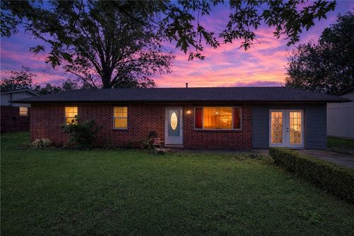 510 Se 10th Street, Bentonville, AR, 72712 | Card Image