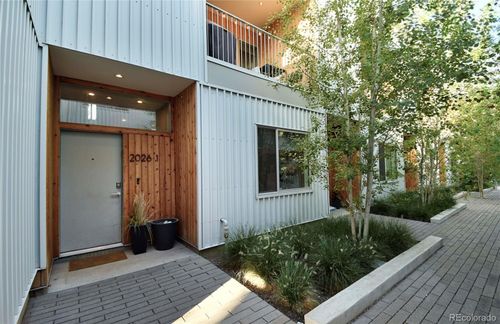 1-2026 W 33rd Ave, Denver, CO, 80211-3577 | Card Image